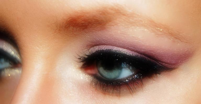Máscaras y Eyeliner