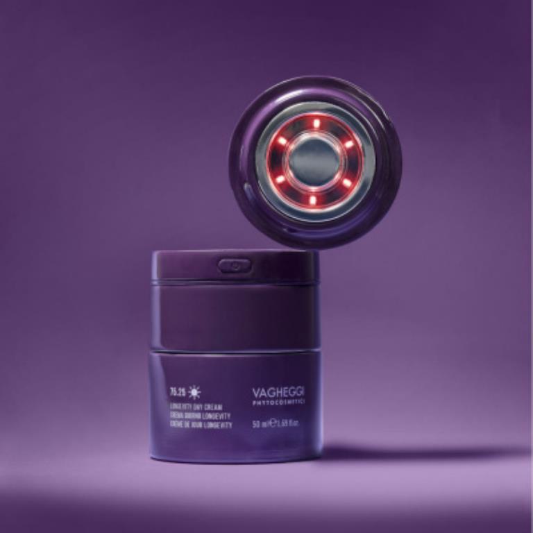 Crema de día Longevity con Dispositivo multifunción 4 en 1   50 ml + Dispositivo